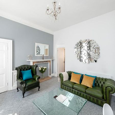 Super City Centre Apartment - Two Bedrooms, Perfect Location Bath Bagian luar foto
